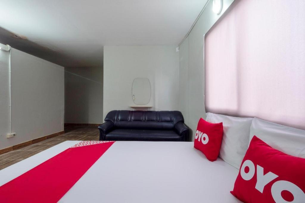 Oyo 1066 Encore Sea Side Pattaya Zewnętrze zdjęcie